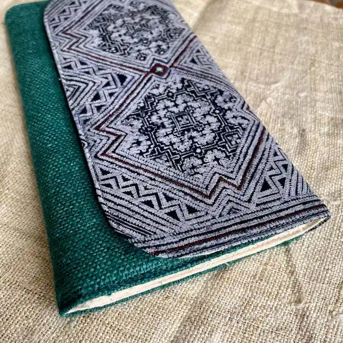 Vindigo long purse teal hemp tribal close-up detail view