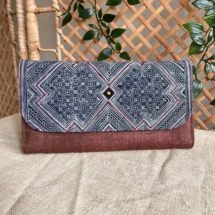 Vindigo long purse rust brown hemp ethnic front view