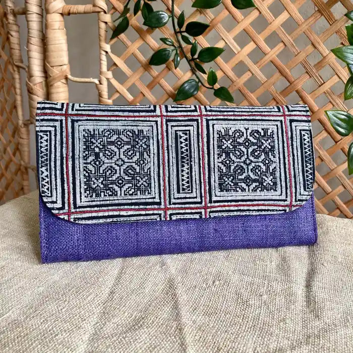 Vindigo long purse purple hemp square pattern front view
