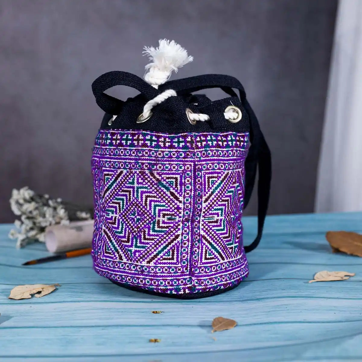 Vindigo purple hemp geometric bucket bag front display