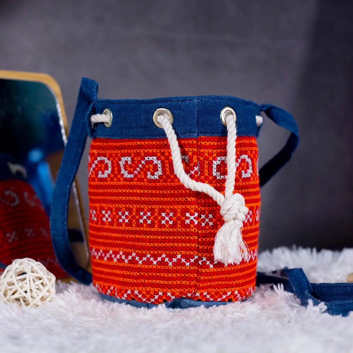 Vindigo red indigo hemp embroidered bag front view