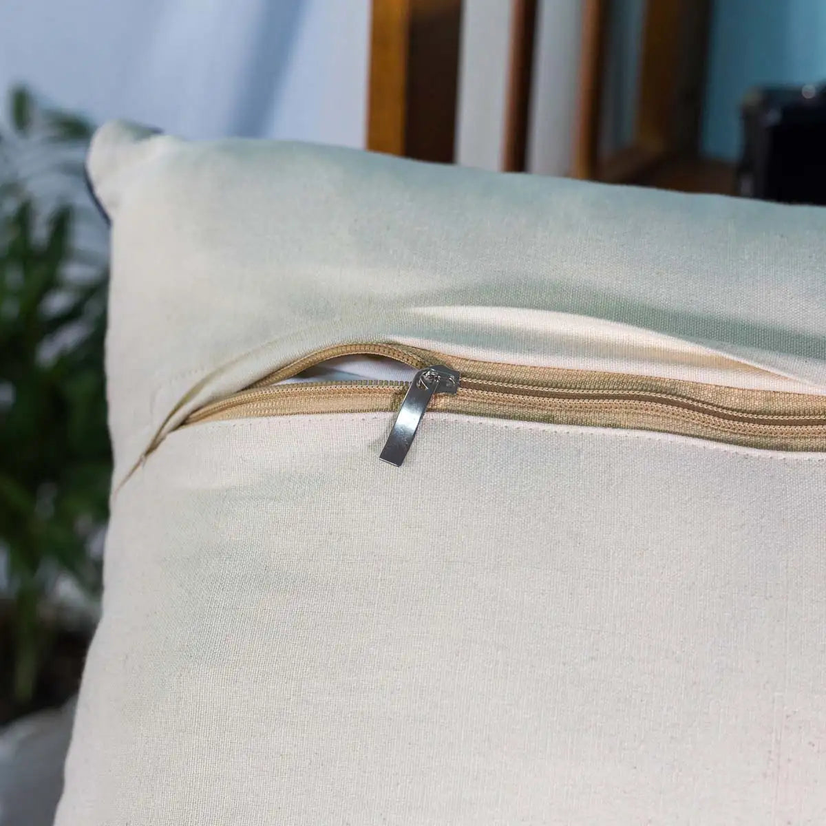 Vindigo white cotton cushion cover zipper close-up showing neat stitching
