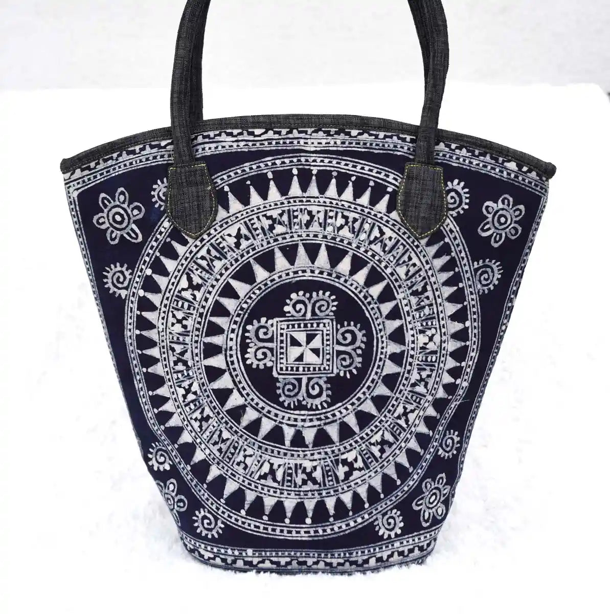Vindigo tote bag front view with circular batik pattern