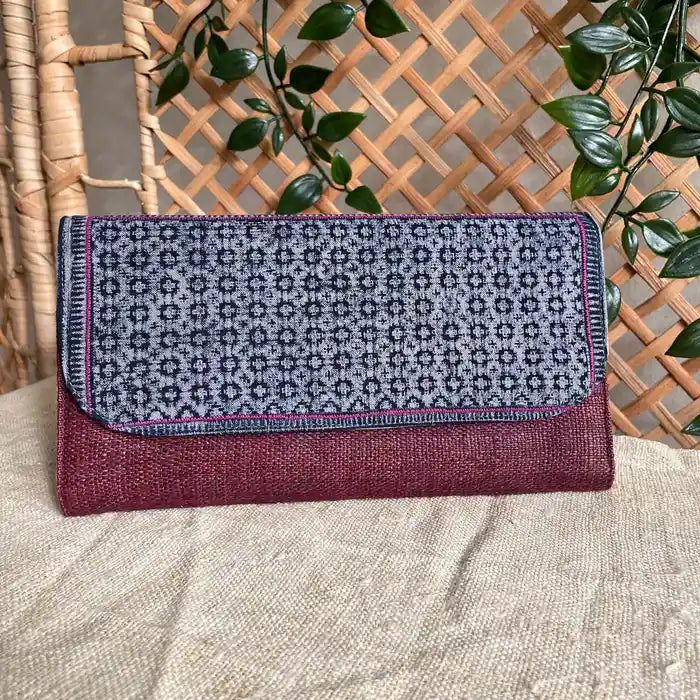 Vindigo long purse burgundy hemp geometric front view
