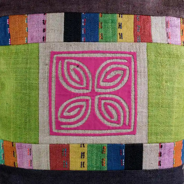 Vindigo shoulder bag brown hemp pink spiral embroidery close-up