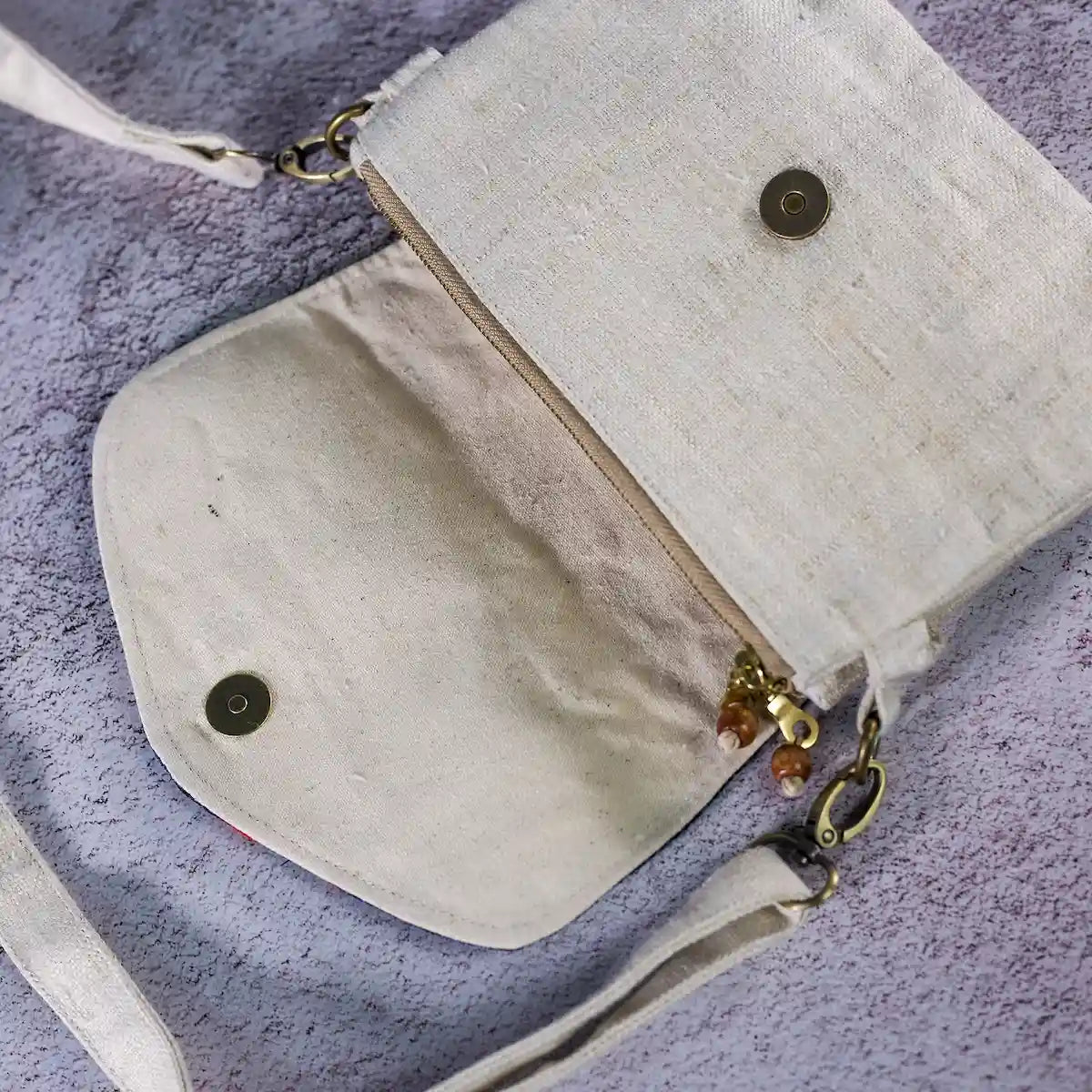 Vindigo hemp crossbody bag open view showing magnetic closure