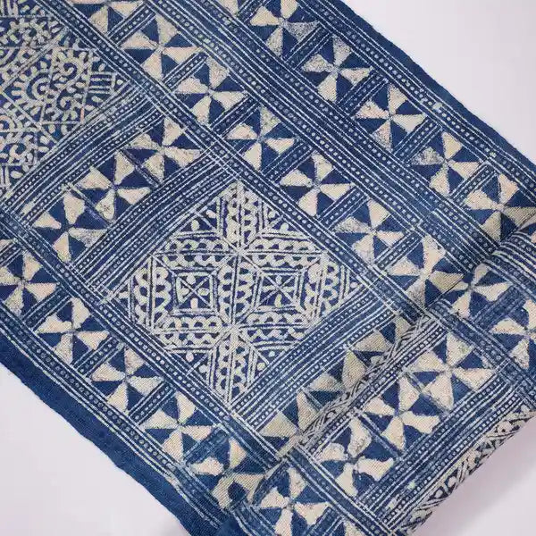 Vindigo indigo fabric roll triangle pattern flat angled view