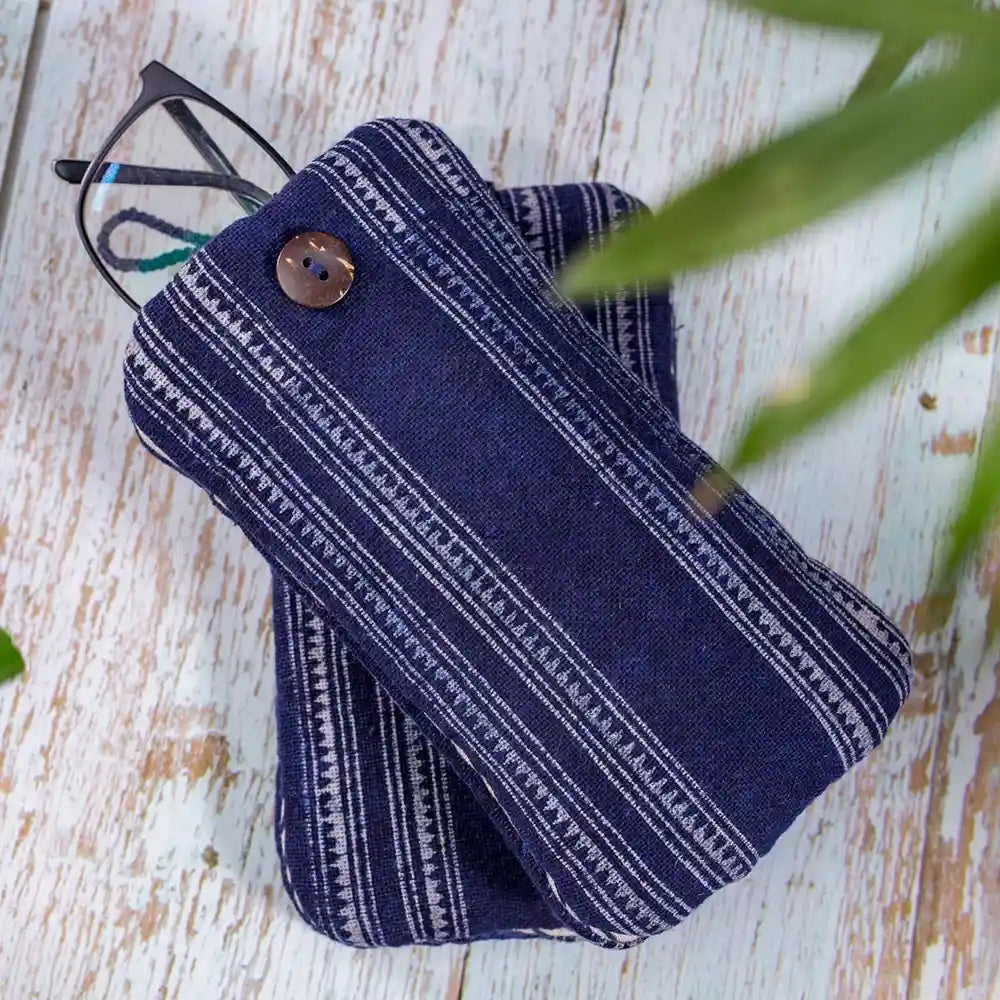 Vindigo indigo hemp phone case with flap and top loop