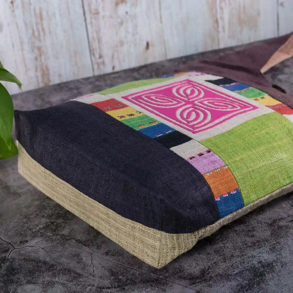 Vindigo shoulder bag brown hemp pink spiral patch side and base view