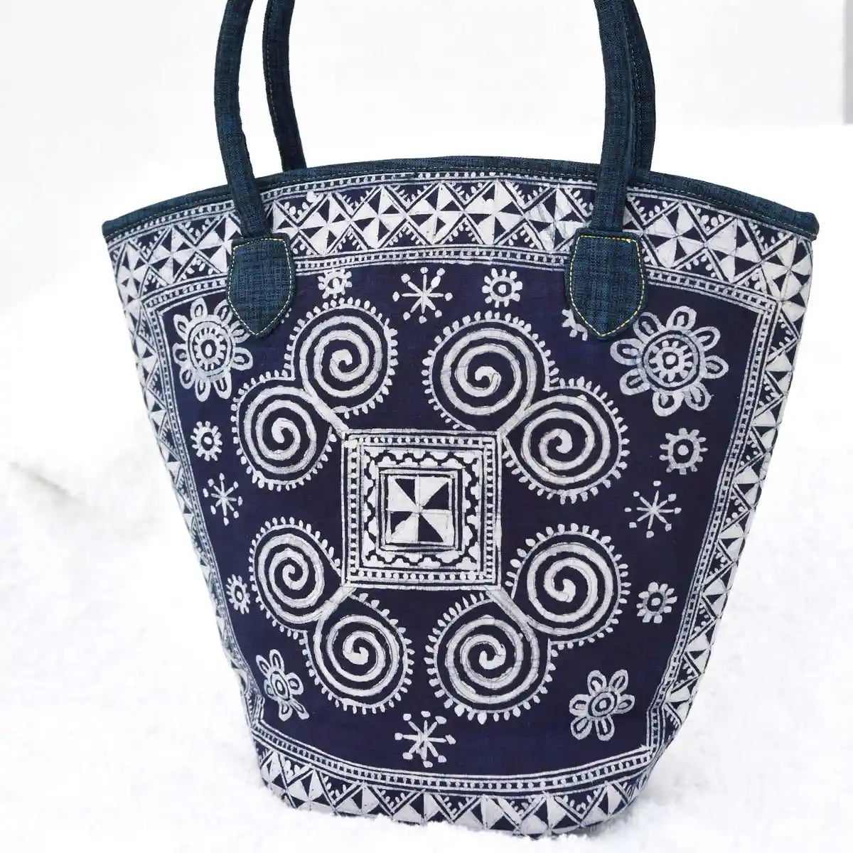 Vindigo batik tote back view with spiral motifs