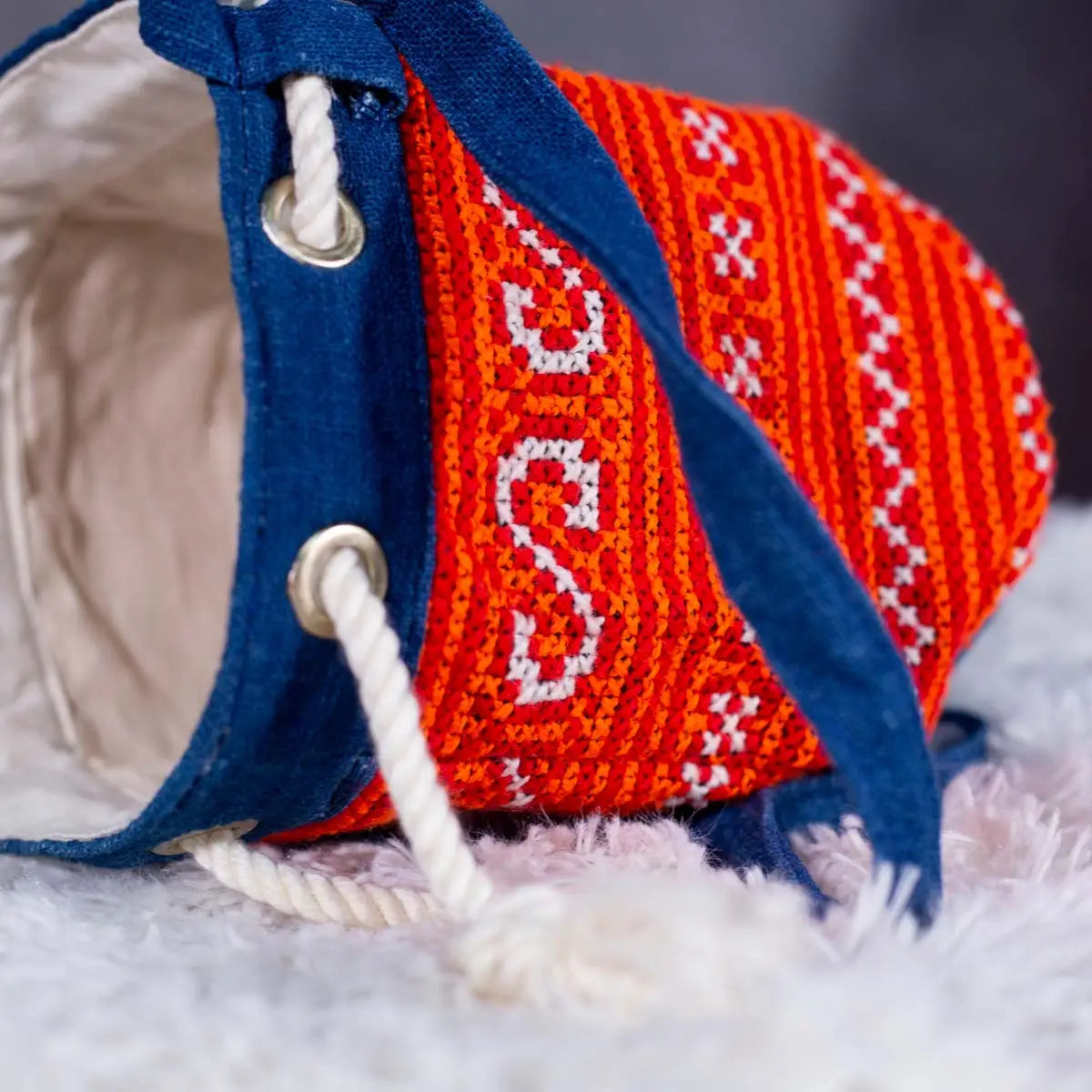 Vindigo red indigo hemp bag embroidery rope detail close-up