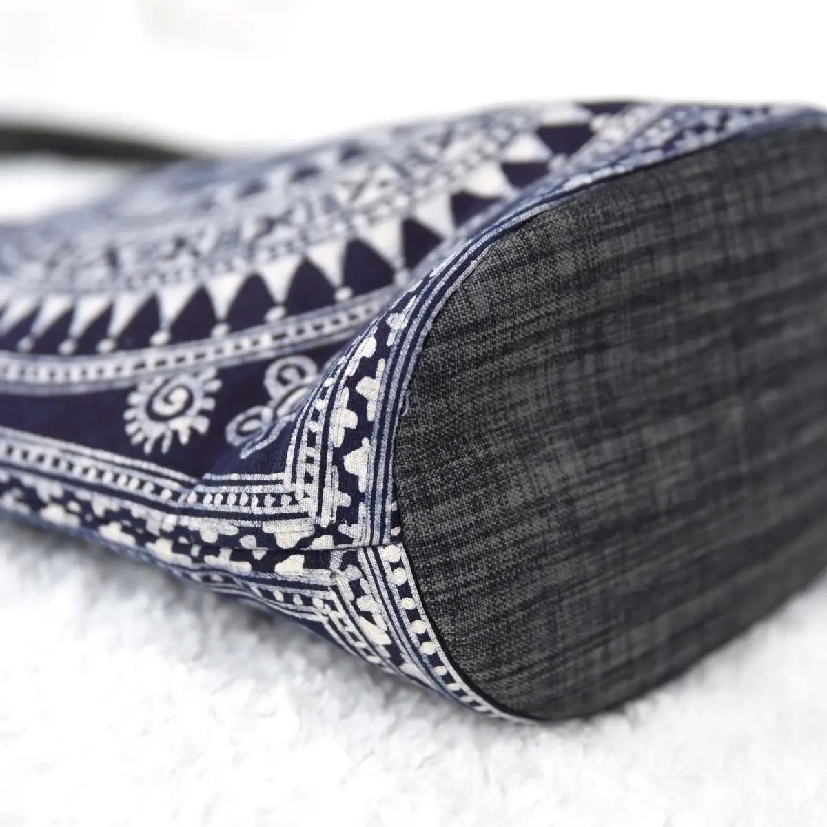 Vindigo side and base of indigo batik tote bag