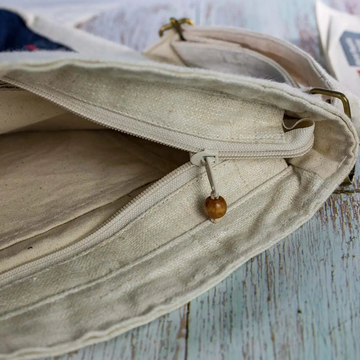 Vindigo handmade hemp bag interior zipper pocket with wooden pull tab