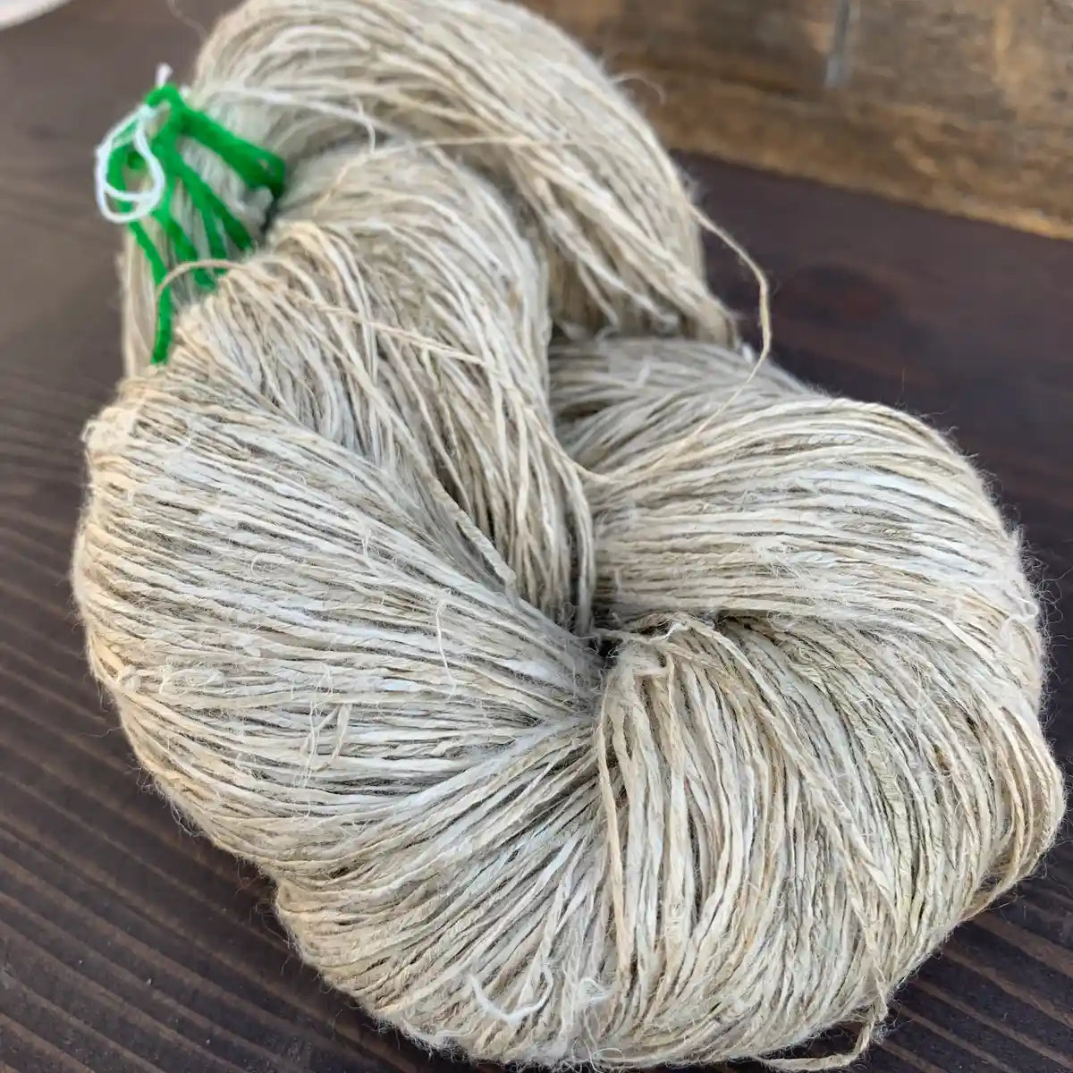 Handspunnet Hampa 100g – Naturligt, Andningsbart Garn