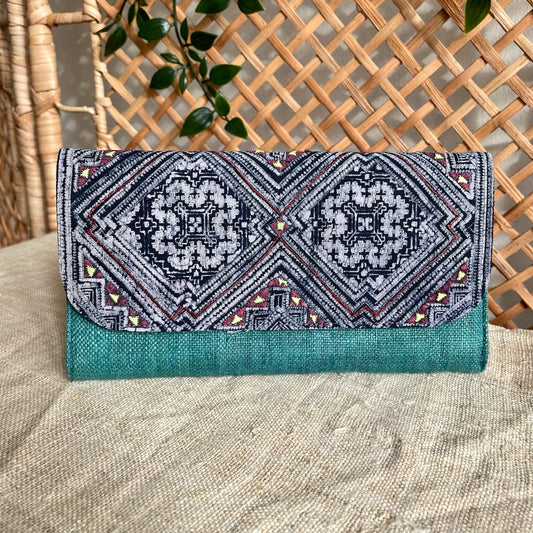 Skobeloff grön lång handväska, hampa tyg, Indigo Batik tyg, H'mong mönster