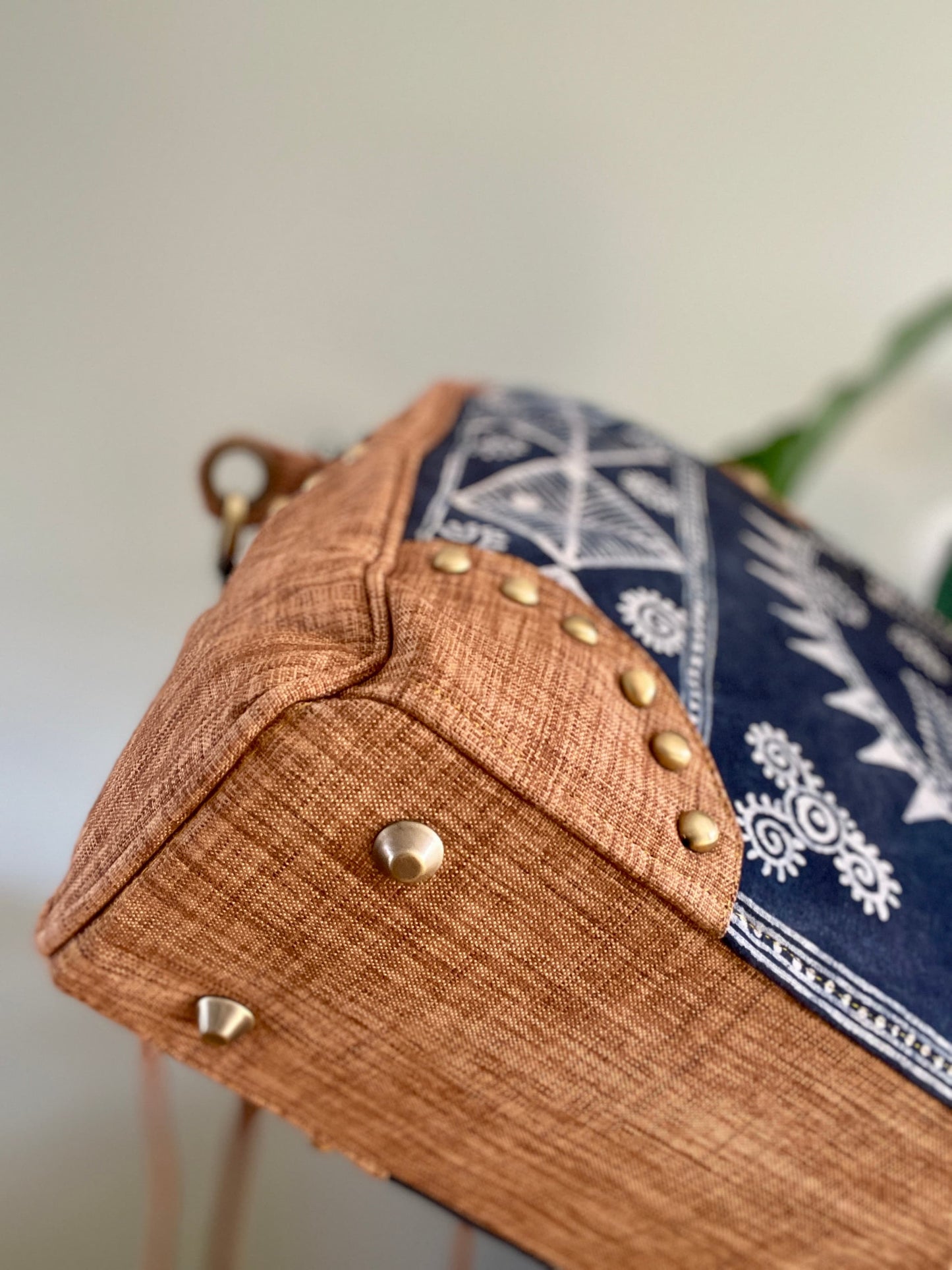 Unisex batik travelling handbag