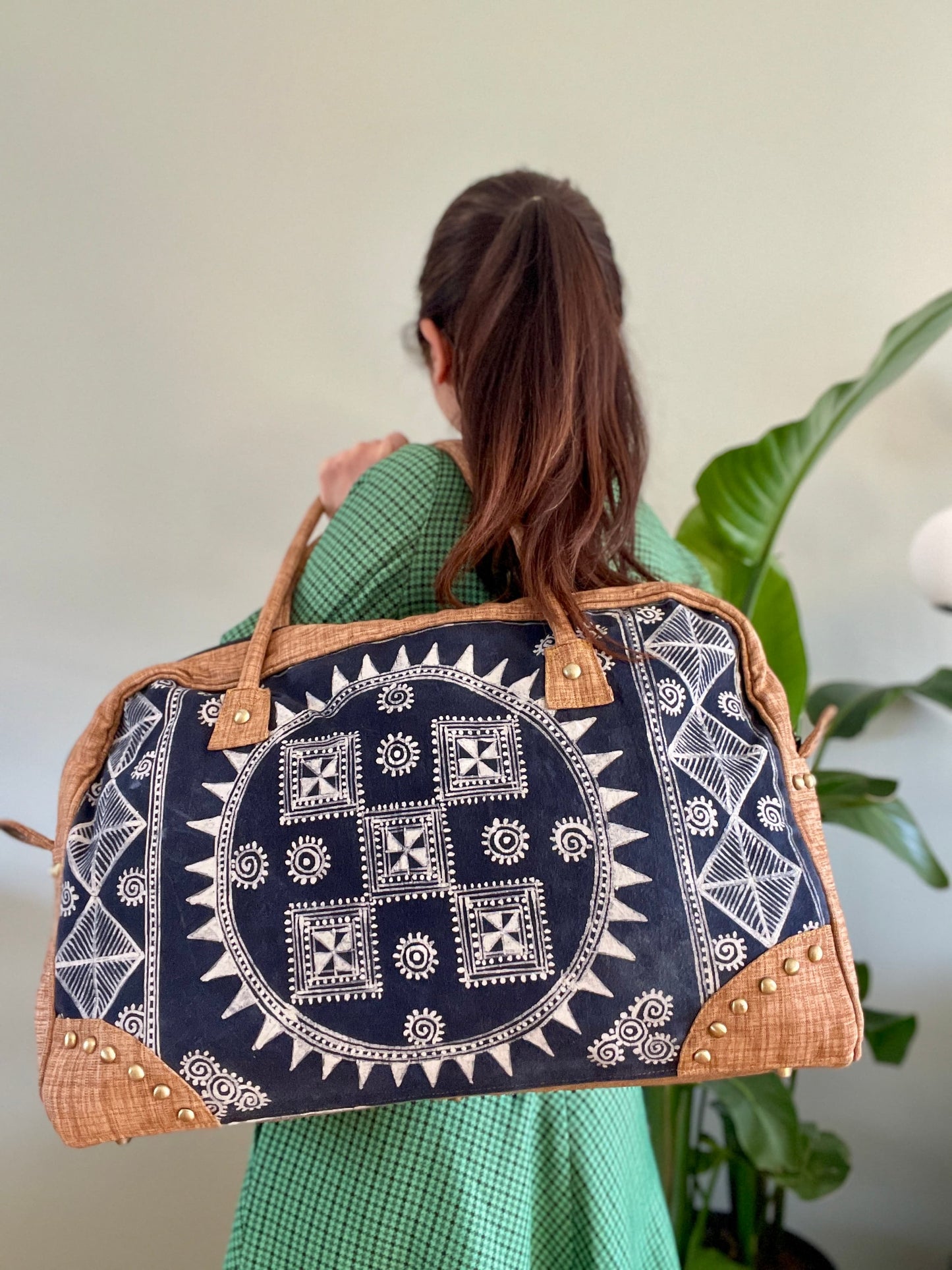 Unisex batik travelling handbag