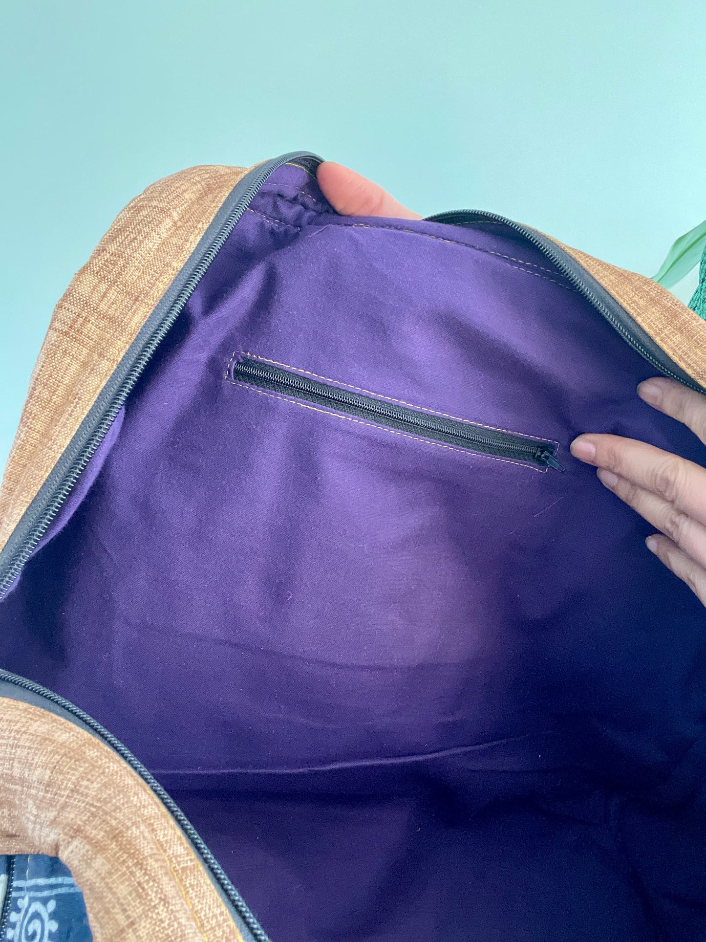 Unisex batik travelling handbag