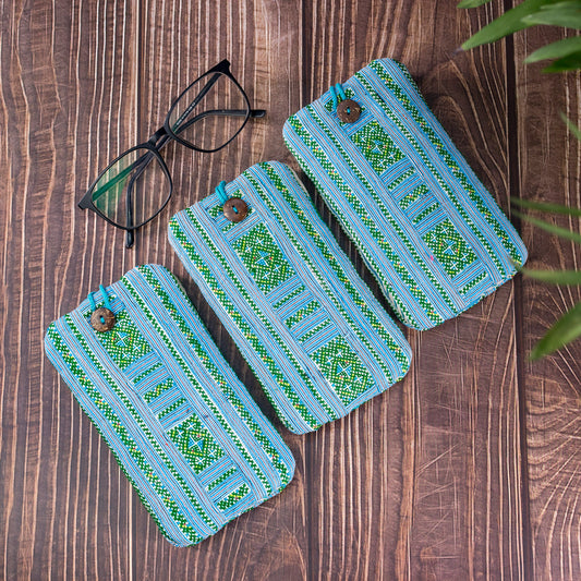 Phone case / glass case, authentic Blue H'mong fabric, shock absorption layer