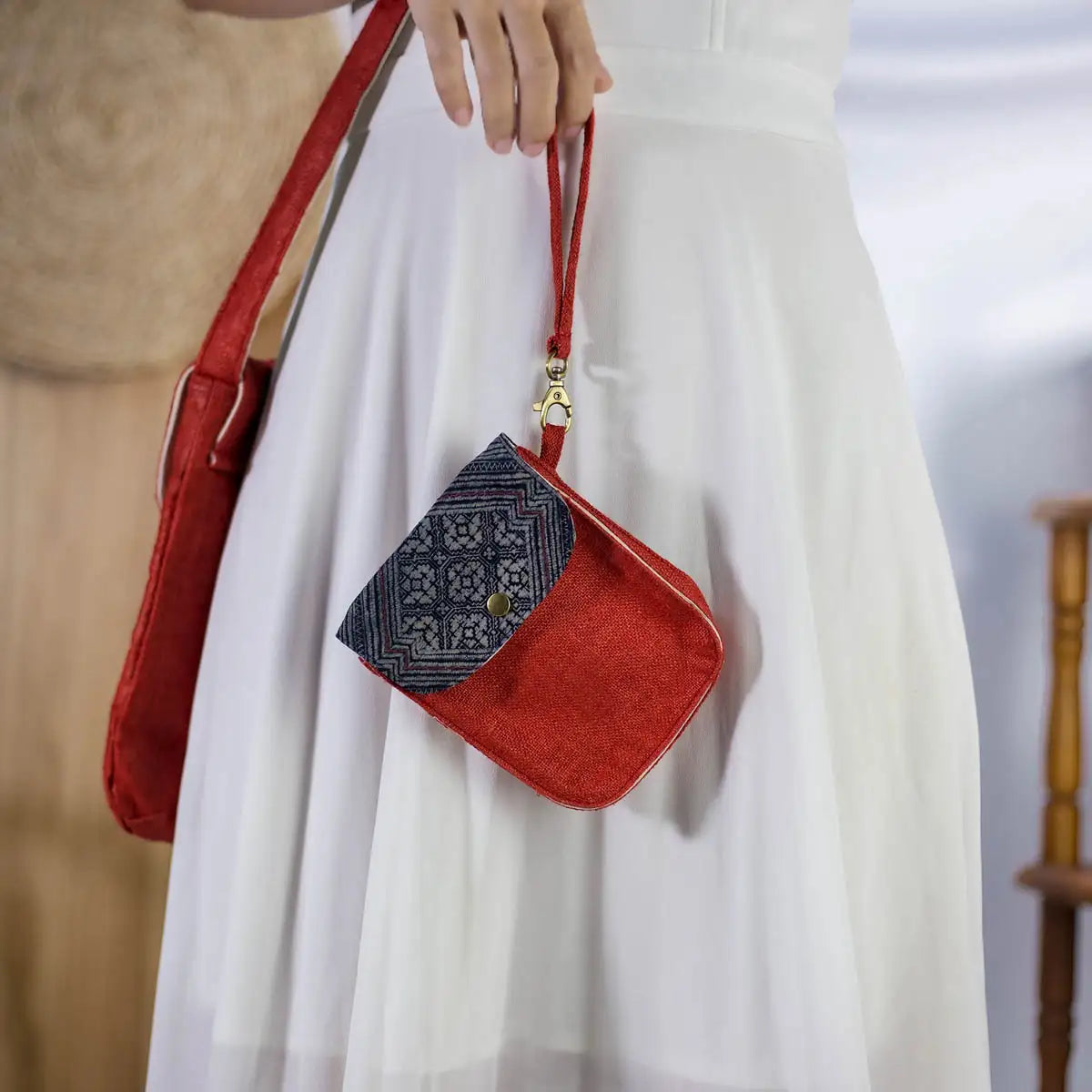 Red hemp flip phone belt bag (mobilväska) in crossbody style with vintage H’Mong patch