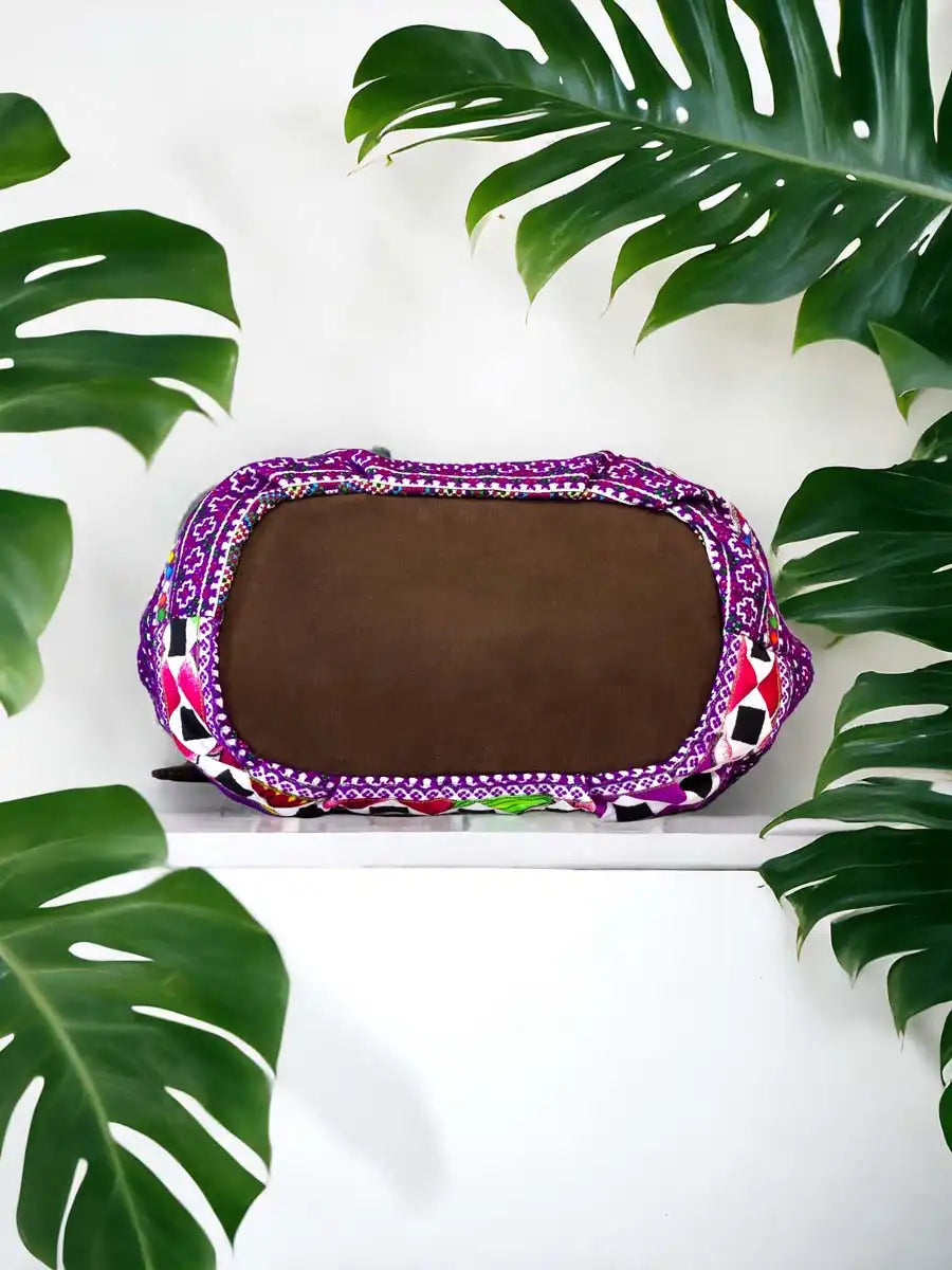 Vindigo handbag purple brown bottom view