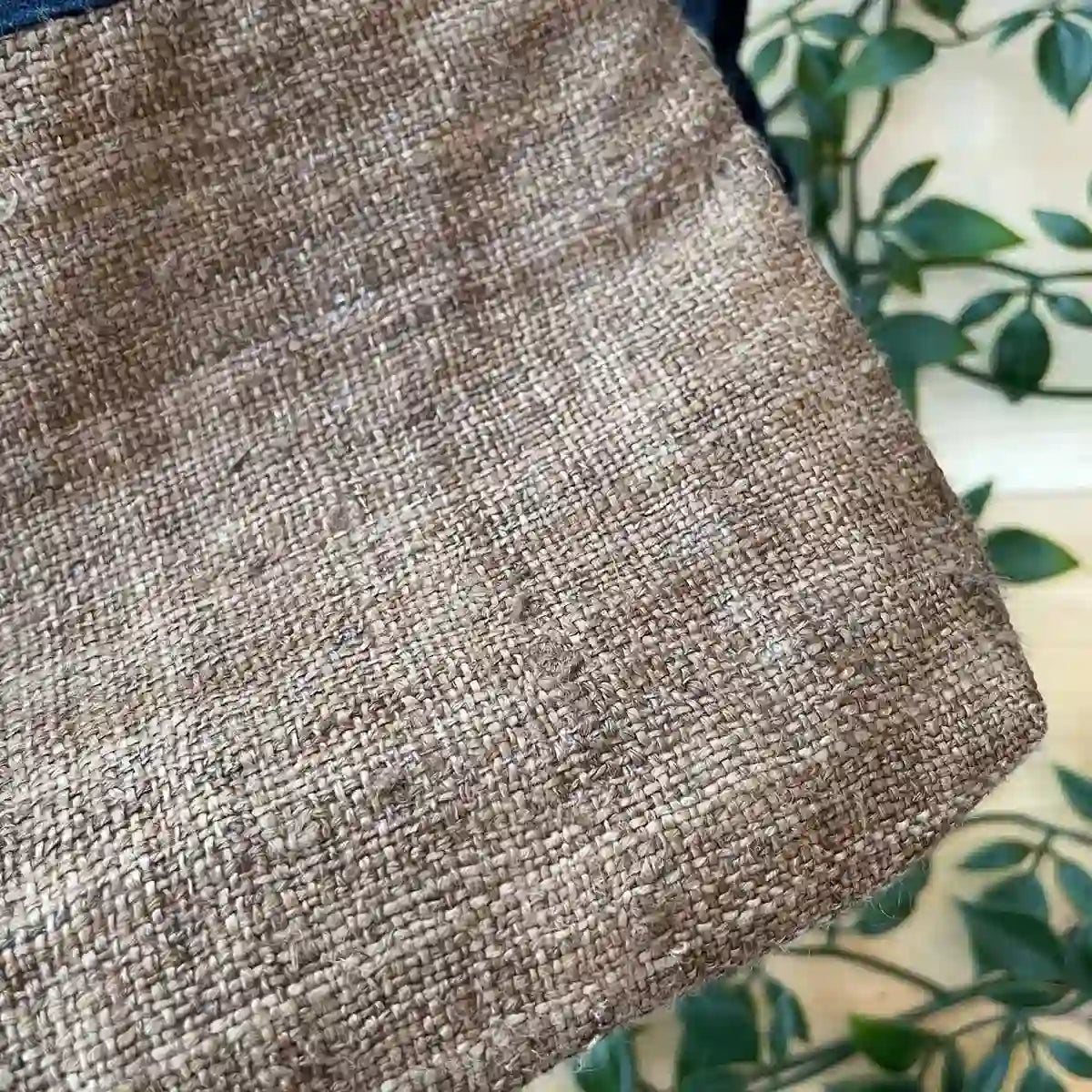 Vindigo cosmetic bag blue embroidered geometry back view