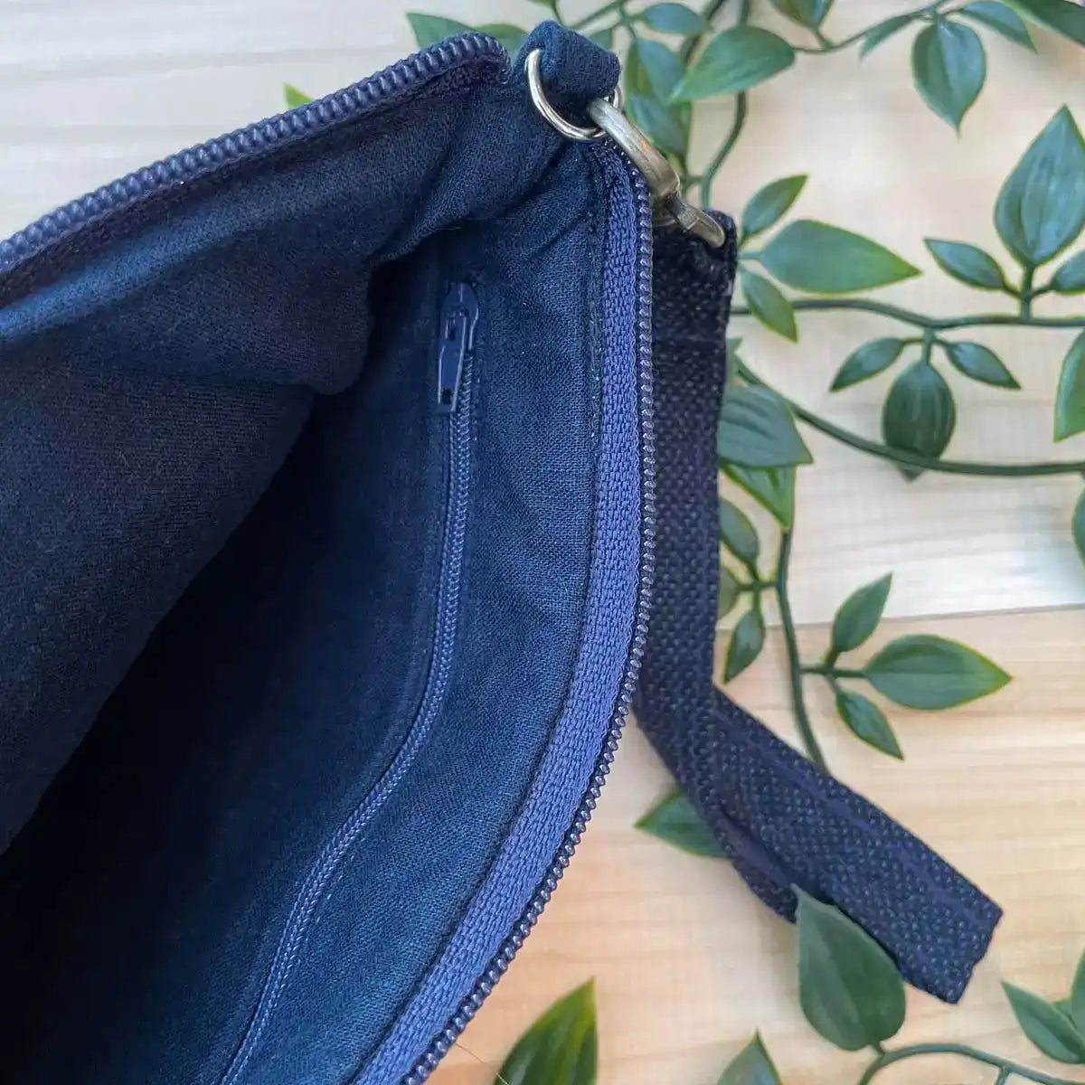 Vindigo cosmetic bag blue embroidered geometry inside view