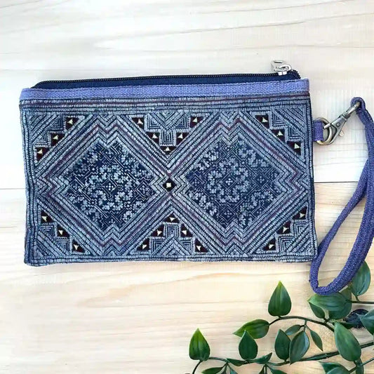 Vindigo cosmetic bag blue embroidered square pattern front view