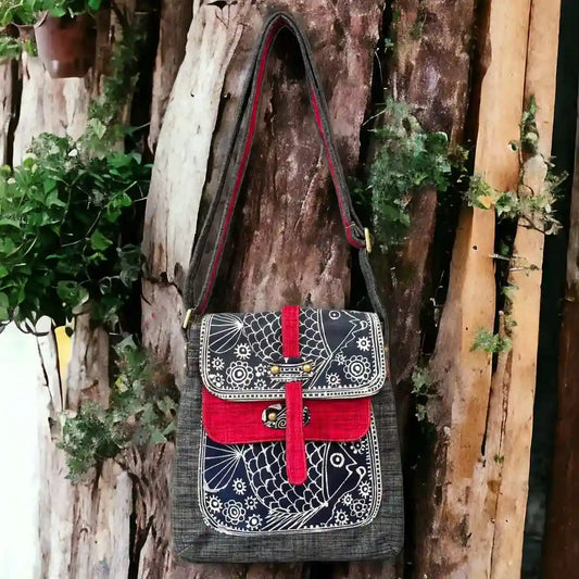 Vindigo crossbody bag grey embroidered with red accent front view