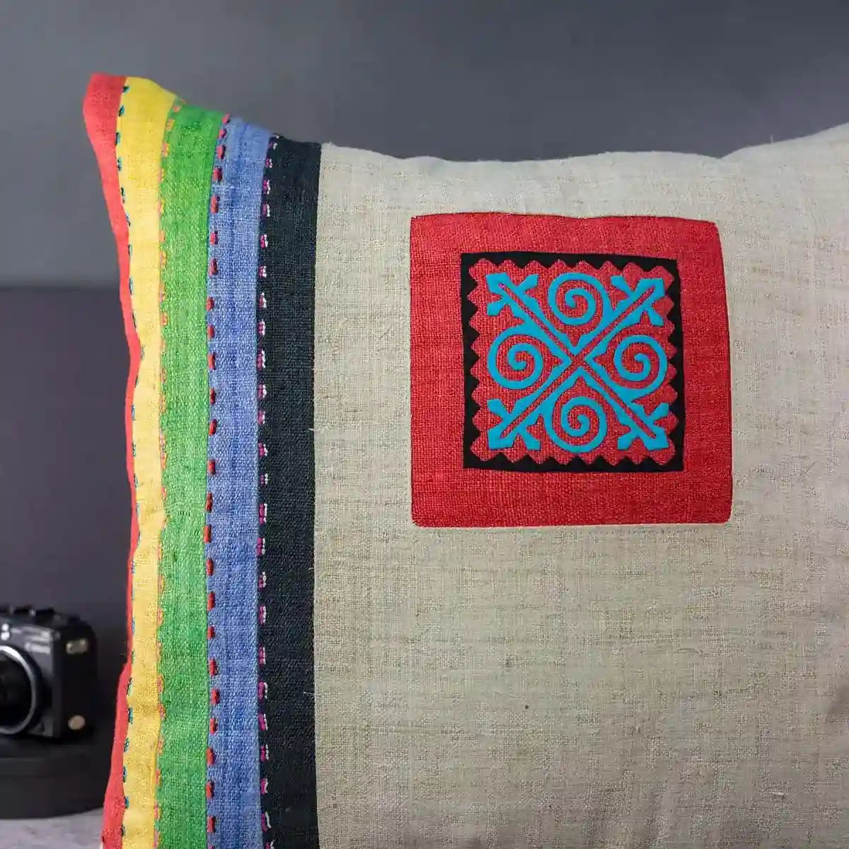 Vindigo cushion cover beige embroidered geometric side close view