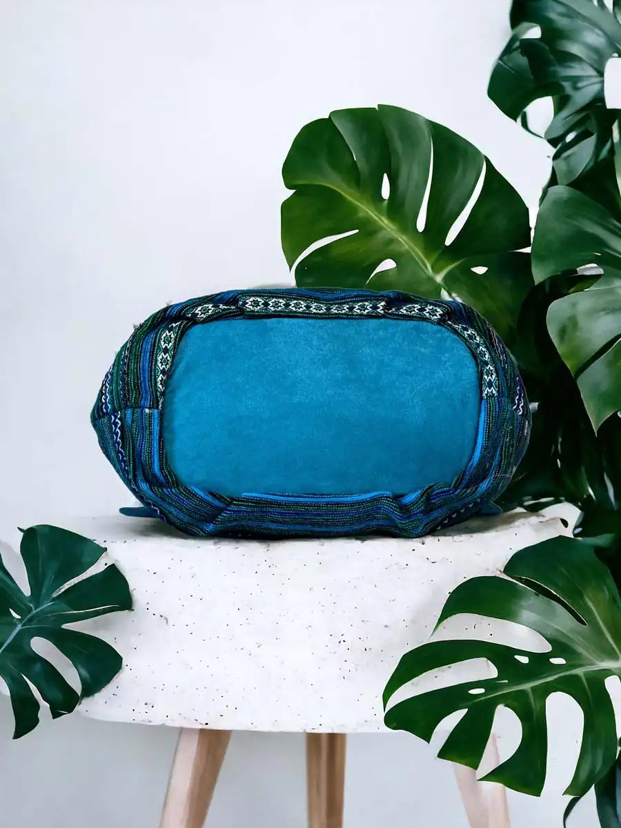 Vindigo handbag blue embroidered with orange lining bottom view