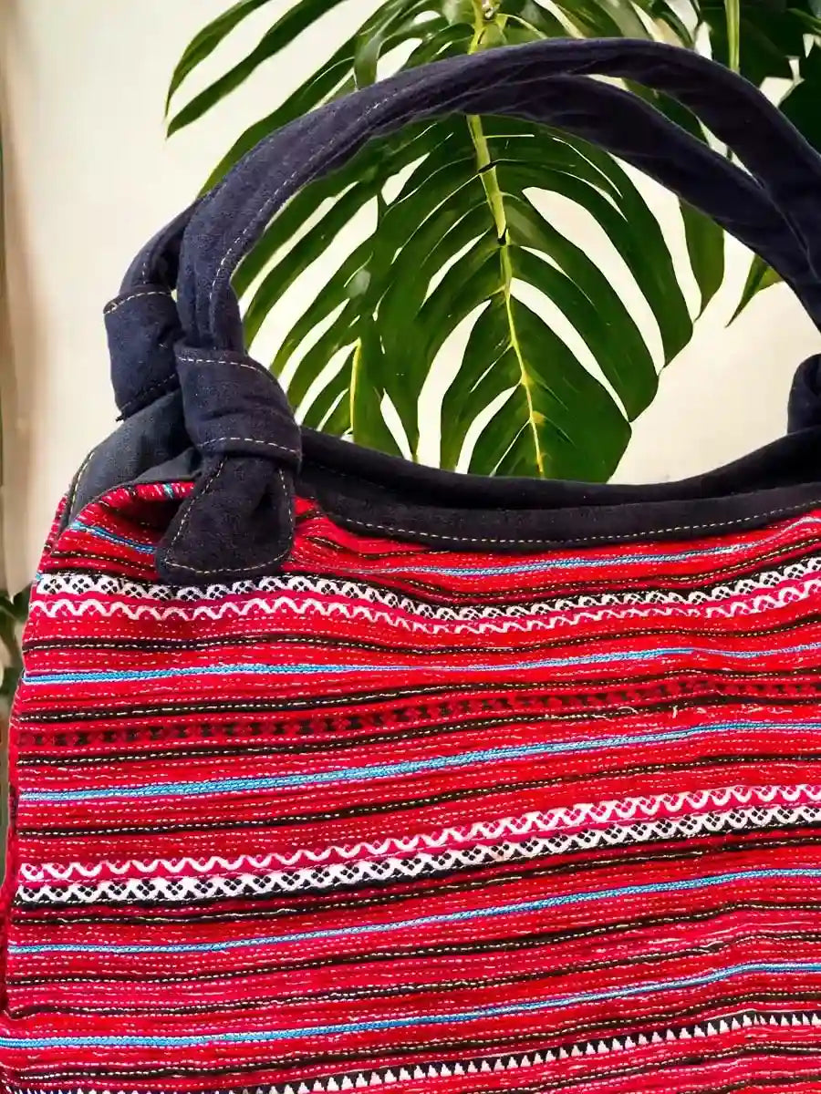 Vindigo handbag red embroidered side view