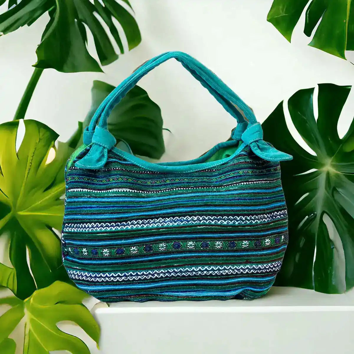 Vindigo handbag teal embroidered with green lining front view