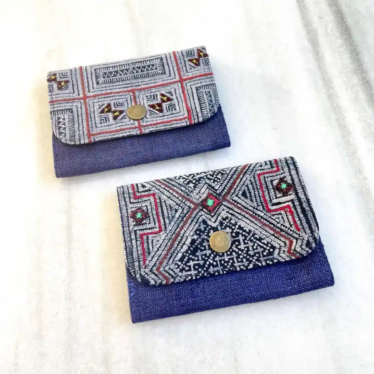 Vindigo wallet navy embroidered front and back view