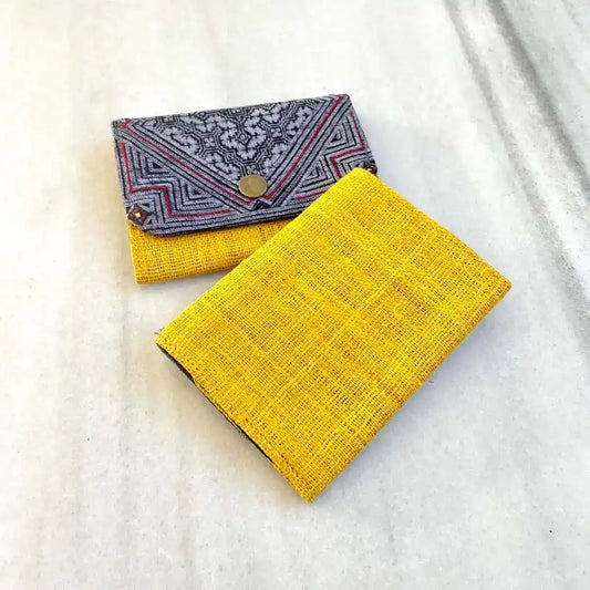 Vindigo wallet yellow embroidered front with plain back