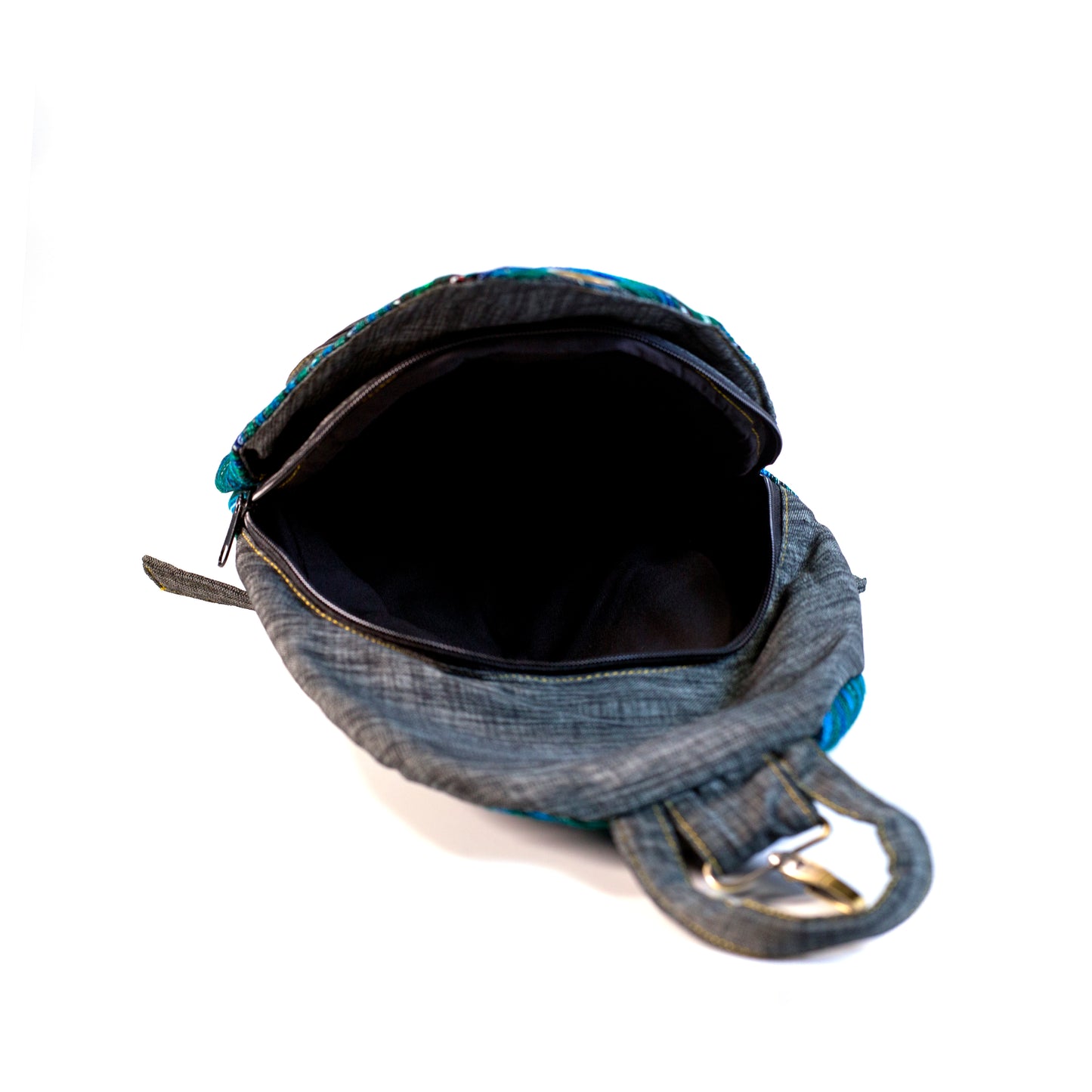 Multifunktionell ryggsäck och sele, blått handbroderityg, grå kant