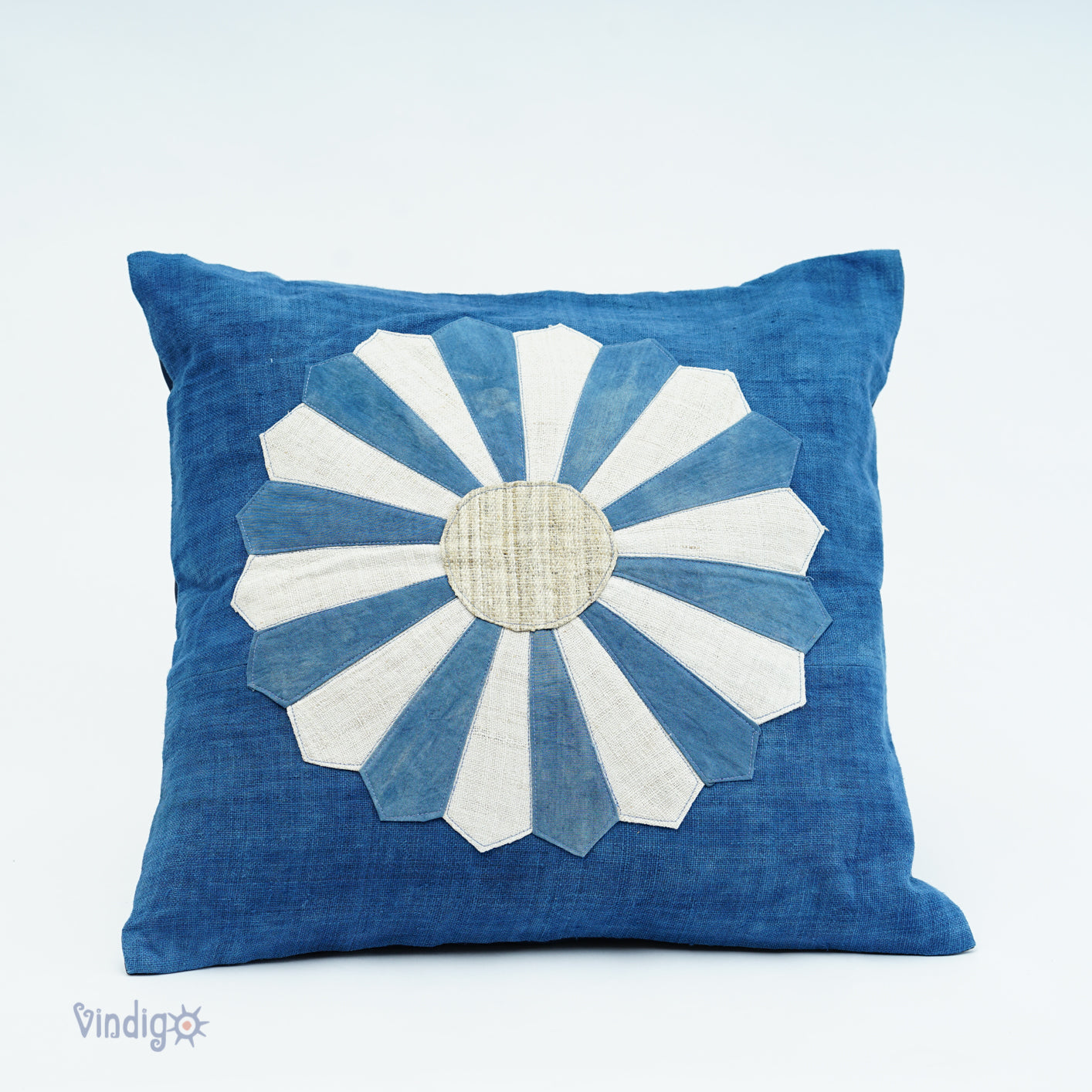 Quilt Cushion Cover, Dresden Plate Pattern in White and Indigo Blue, Hand-made hemp fabric